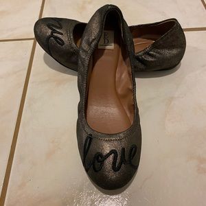 ED Ellen Degeneres Langston Flats 6.0